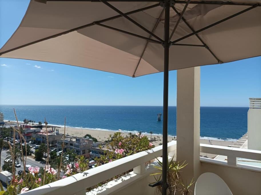 Duplex Penthhouse Parking Private Sea Views *